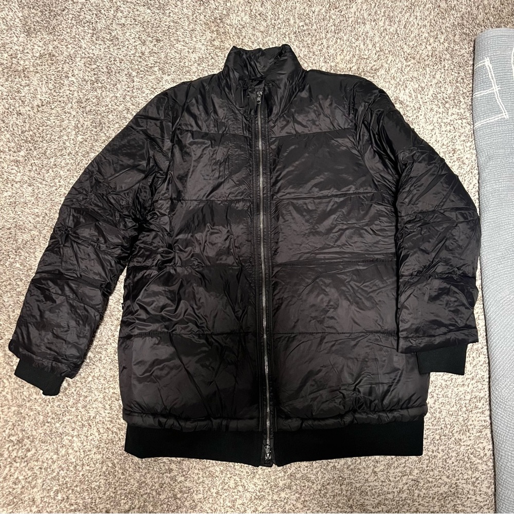 GAP Maternity Puffer - Size L - worn once or twice! like new condition